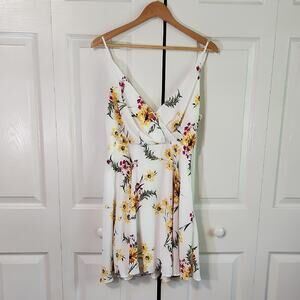 Express White Floral Babydoll Mini Dress Size Med Cottagecore Girlhood Feminine